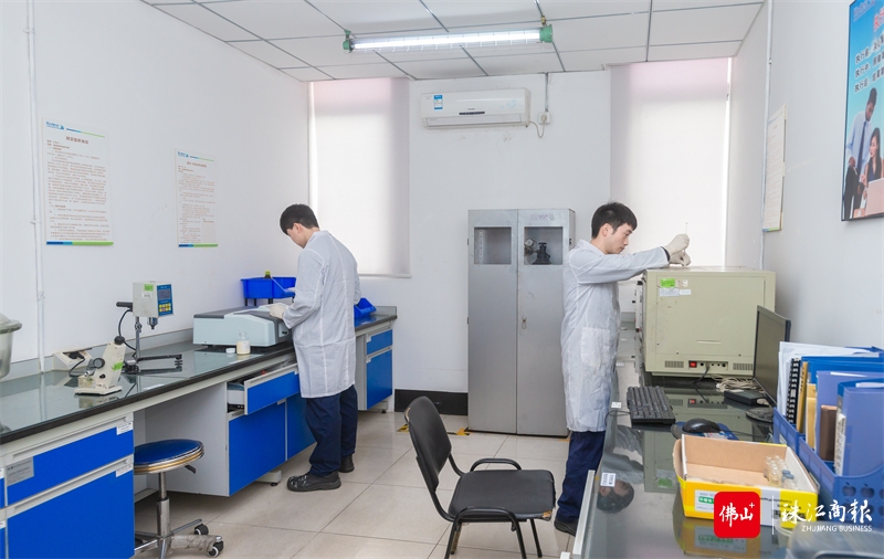 科德科技內部儀器分析室進行產品實驗