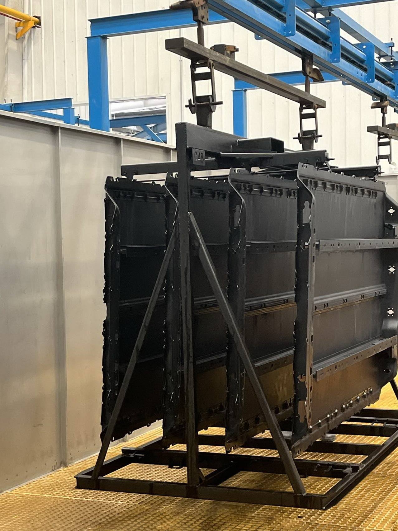 電泳涂料溶劑含量過高和設備、操作極間距過近產生的影響